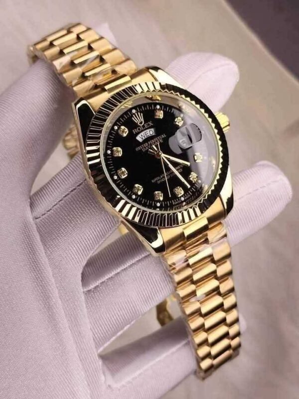 Gold Quartz Watch For Men