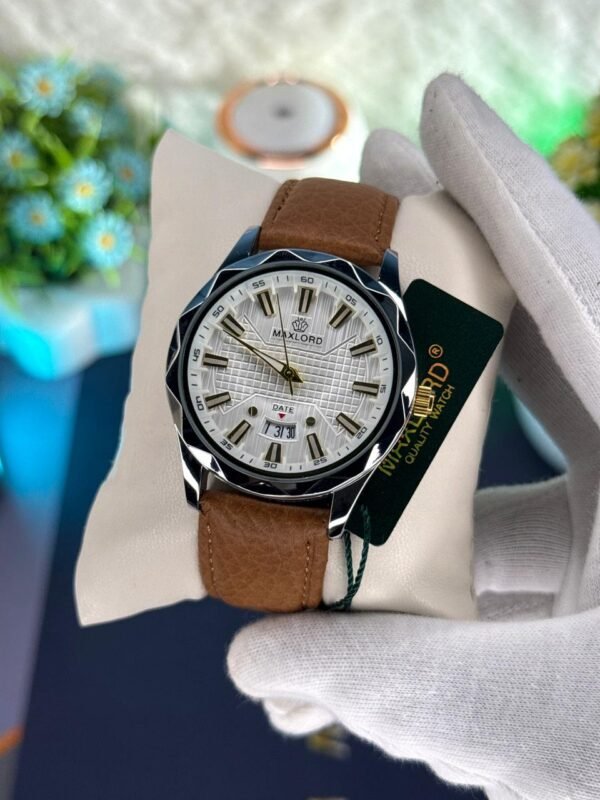 ⌚𝐌𝐀𝐗𝐋𝐎𝐑𝐃✨ স্টাইল, 🛡️ কোয়ালিটি আর ✅ গ্যারান্টি—অগ্রিম পেমেন্ট নয়; 𝐂𝐚𝐬𝐡 𝐨𝐧 𝐃𝐞𝐥𝐢𝐯𝐞𝐫𝐲, ফ্রি ডেলিভারি + 🔋 ১টি এক্সট্রা ব্যাটারি (ফ্রি) 🎁 প্রিমিয়াম গিফট বক্স প্যাকেজিং ।