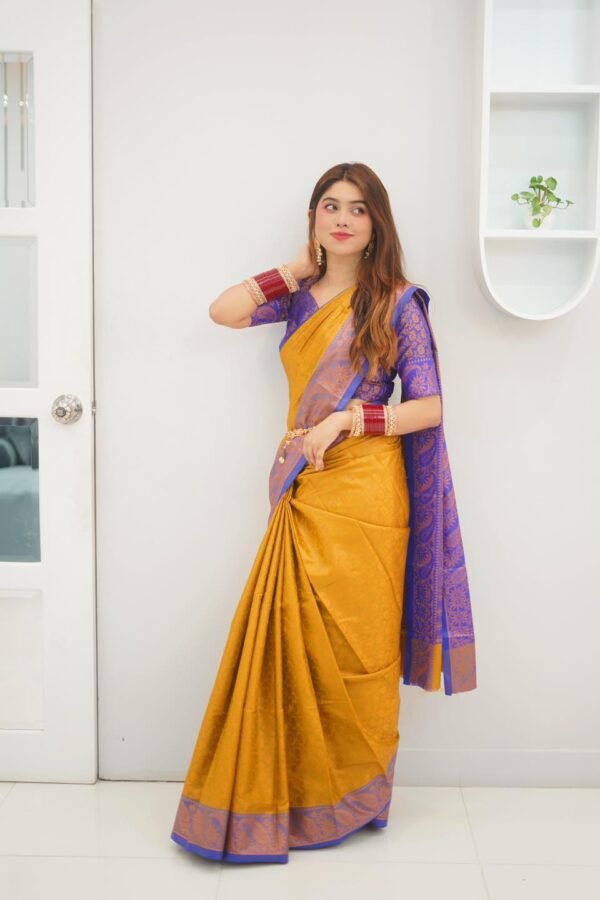 Kanjivaram katan Sharee with blause pcs